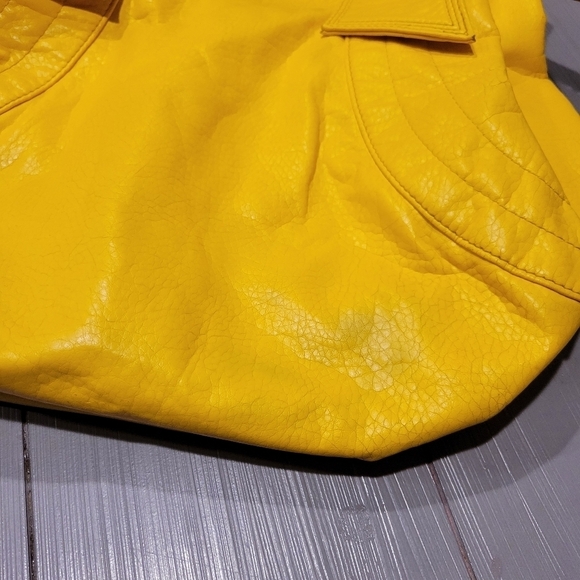 Roxy Bright Yellow Purse Handbag Shoulder Bag Summer Spring Faux Leather Sunny - Picture 8 of 8